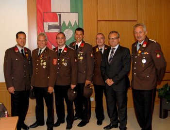 v.l.nr. OLM Mag. Peter Grzesicki, FT Ing. Norbert Schiffner, HLM Markus Gigl, OBI Emanuel Vermeer, ABI Andreas Heidenreich, Bgm. Ing. Robert Dienst, OBM Gerhard Monigel